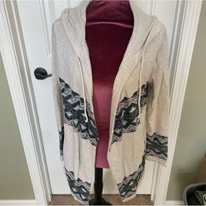 Chip and Pepper Cream Colored Poncho SZ M